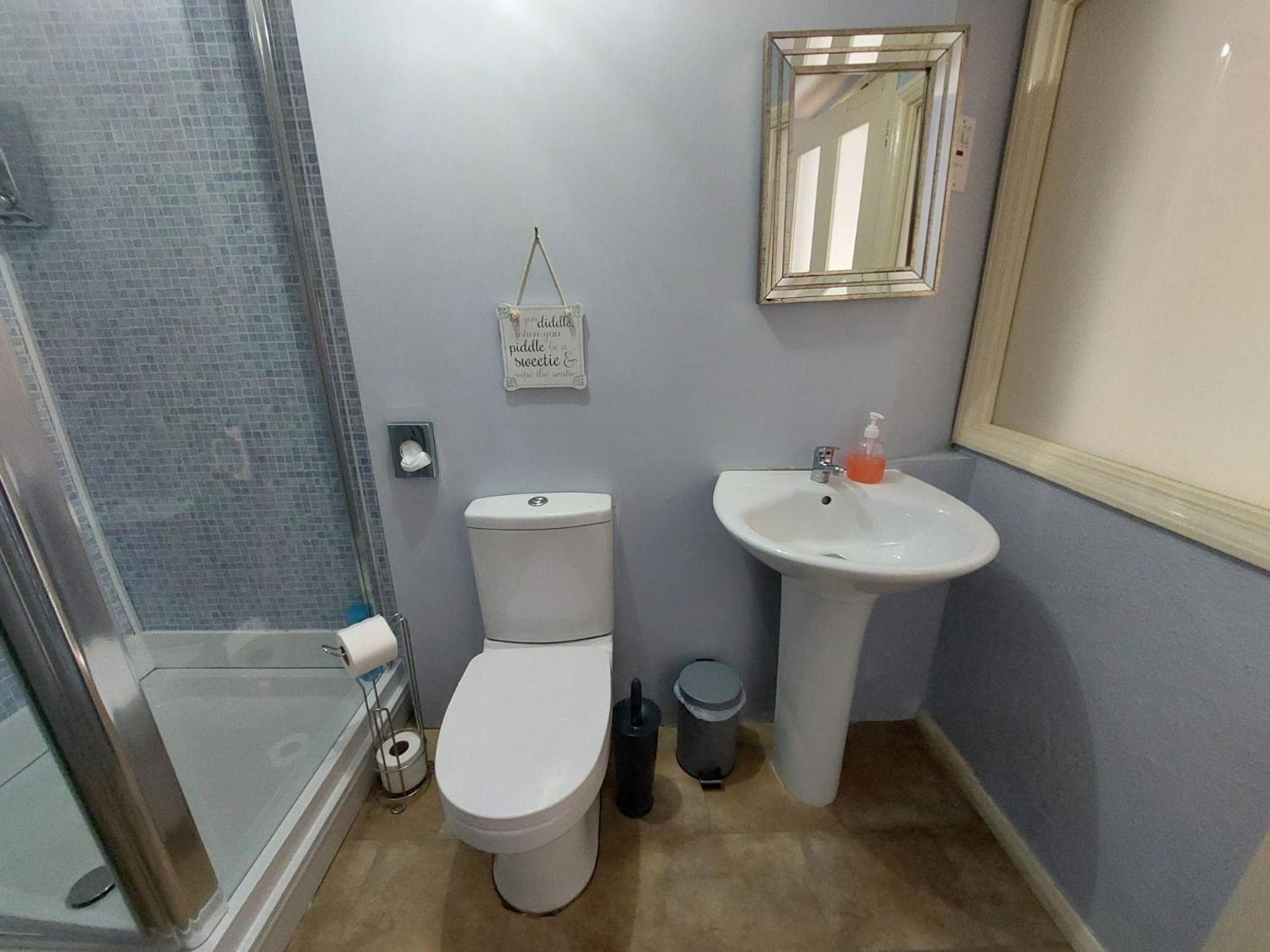 Reindeer Accomodation Southwell  Exterior photo